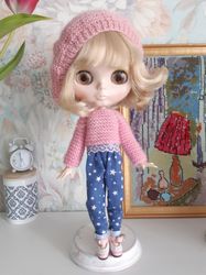 Jacket and voluminous beret for a blythe doll