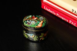 Animals lacquer box small hand-painted jewelry box Wildlife