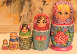 Art modern floral wooden Russian dolls matryoshka - multicolor five nesting dolls hand painted