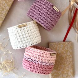 super easy diy crochet basket pattern, crochet planter pattern small storage crochet basket, pdf video crochet pattern