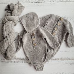 Grey tweed bonnet, romper, wrap. Newborn photo props