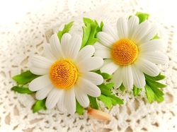 Handmade Daisy flowers hair clips or ties. White flower hair accessories. Gift for girls. Cute hair accessories for kids