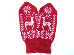 Women's mittens of merino wool hand knitted Scandinavian mittens with deer Christmas gift for Her