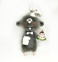 Interior toy mouse chef
