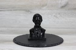 Abraham Lincoln Bust Head Sculpture, interior object