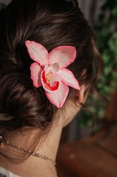 Pink orchid hair pin, tropical headpiece for beach wedding. Floral hair pin