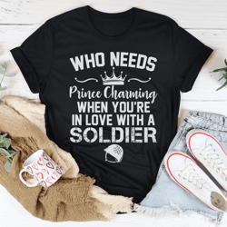 in love with a soldier tee