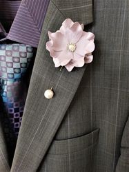 lilac lapel pin, fiance boutonniere, wedding boutonniere, tuxedo boutonniere, lilac flower lapel pin with a rhinestone