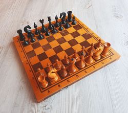 Small Mordovian 1960s wooden chess set USSR - Soviet chess set vintage