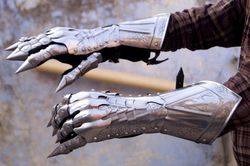 MEDIEVAL SAURON GAUNTLET HAND GLOVES FOR COSPLAY COSTUME
