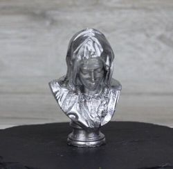 Mary (from Pieta by Michelangelo) Bust, Head Sculpture, figurine interior object