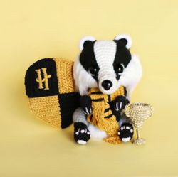 Crochet pattern Badger, PDF Digital Download, Wizard School House mascot, Amigurumi Badger magic toy, diy pdf tutorial