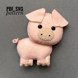 DIY pig ornament felt pattern  farm animals   felt pattern