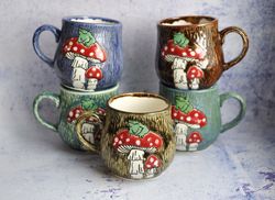 Frog on mushroom mug 250ml, handmade ceramic Amanita tea cup 8oz, fairy mugs, frog mug, mushroom mug, toadstool mug, goblincore mug, cottegecore mug.