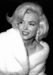 Marilyn Monroe - Cross Stitch Pattern Counted Vintage PDF - 111-22