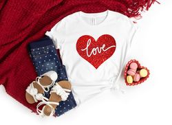 Valentines Day Shirt,Plaid Heart Shirt,Valentines Day Shirts For Women, Heart Shirt, Cute Valentine Shirt, Cute valentin