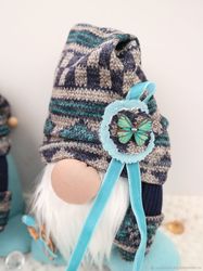 Mint gnome stuffed doll knitted cap