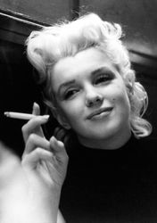 Marilyn Monroe - Cross Stitch Pattern Counted Vintage PDF - 111-63