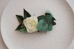 Ivory rose eucalyptus hair comb. Boho wedding hair piece. Greenery bridal hair comb.
