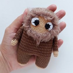 Amigurumi crochet pattern yeti in English. Ornament toy