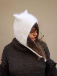 cat beanie hat. angora white hat. cat ears hat
