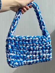 Crocheted baguette bag with metal clasp