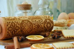 Engraved wooden rolling pin Embossed dough roller Carved molds with flowers pattern Sugar cookies Springerle biscuit