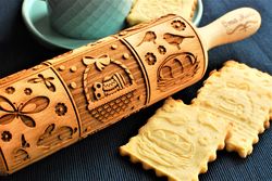 Easter engraved rolling pin Embossed dough roller Springerle embossed cookies Carved molds Eastern Bunny Gift for mom