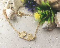 Love Birds Bracelet - Sparrow Kissing Birds - Gold Bracelet - Chain Bracelet - Charm Bracelet - Simple Bracelet