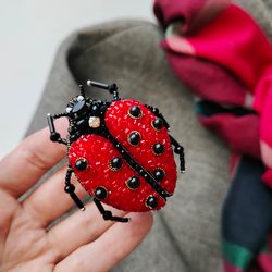 Ladybug brooch, beaded insect brooch, beetle brooch, best friend gift, red insect jewelry, beetle brooch