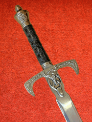 Engraved Seeker's Sword of Truth: Handcrafted Replica with Leather Sheath