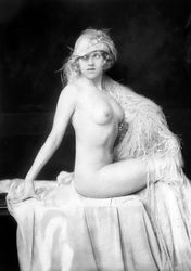 Vintage Nude - Vintage Erotica - Cross Stitch Pattern Counted Vintage PDF - 111-277