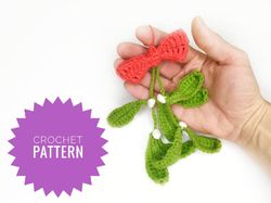 Hanging Christmas mistletoe ornament crochet pattern for beginners, artifical mistletoe kissing ball, fake mistletoe