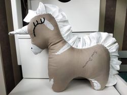 Personalization unicorn, unicorn 1st birthday gift ideas for girls, unicorn baby items, unicorn toys, unicorn bedroom de