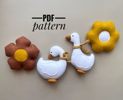 DIY Gooses  ornaments pattern flowers    patterns felt PDF