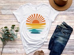 Retro Sunset Rays Wavy Shirt, Vintage Shirt, Retro Sunshine Shirt, Sun Rays Tee, Beachy Vibes Tee, Retro Summer Time