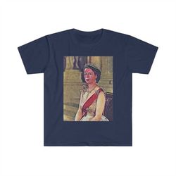 Ziggy Stardust Makeup on Queen Elizabeth II - T-Shirt Gift, Pop Art Fan, Modern Shirt Gift, pop Art, British