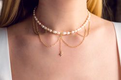 Pearl necklace. Handmade star necklace. Pearl choker. Gold-plate pearl chain.
