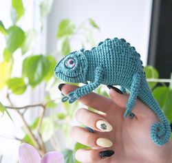 Chameleon animal doll, Jungle Nursery Decor, Cute Gift for Teenage, Collector Stuffed Toy, Desk accessories