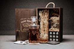Personalized Decanter Set with Whiskey Stones. Engraved Wooden Gift Box. Wedding Gift. Gifts for Couple. Gift for Him