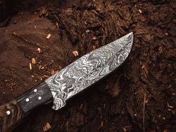 Handmade Damascus Steel Hunting Knife Ram Horn Handle With Leather Sheath ME-12
