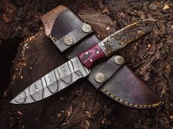 Handmade Damascus Steel Hunting Knife Ram Horn Handle With Leather Sheath