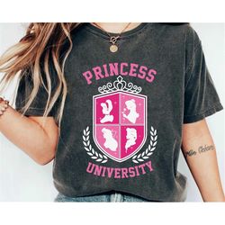 Disney Princess University Text Logo Graphic Shirt / Disney Cinderella Belle Ariel Elsa T-shirt / Walt Disney World / Di