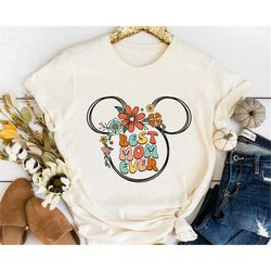 Retro 70s Floral Mouse Ears Best Mom Ever Shirt / Disney Mom Tee /  Disneyland Mother's Day Gift / Walt Disney World / M