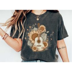 Comfort Colors 1717 Floral Guitar Shirt, Oversized Shirt, Country Western, Vintage, Retro Vintage Shirt, Trendy Gifts, W