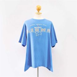 Vintage Detroit Lions NFL Football T-shirt (size L)
