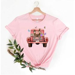 Happy Easter Shirt,Easter Truck Shirt,Easter Shirt For Woman,Vintage Truck with Carrot Shirt,Easter Shirt,Easter Family