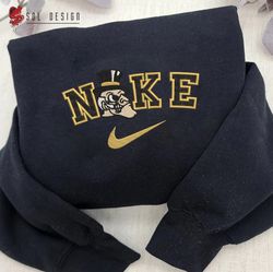 Nike Wake Forest Demon Deacons Embroidered Sweatshirt, NCAA Embroidered Sweater, Wake Forest Shirt, NCAA, Unisex Shirts