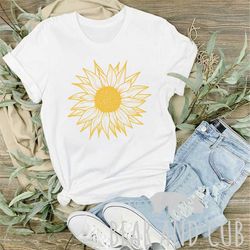 Sunflower Shirt, Graphic Floral Tee T-Shirt, Flower Shirt, Garden Shirt, Womens Fall Shirt, Sunflower Tshirt, Sunflower
