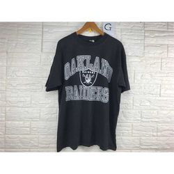 Vintage Oakland Raiders NFL Spellout Big Logo 1995 Xl Size T Shirt